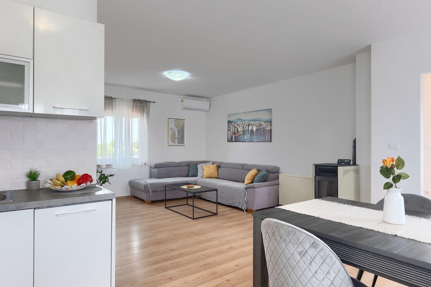 Vikendica Mit Gym, Privatpool, Bbq Pula