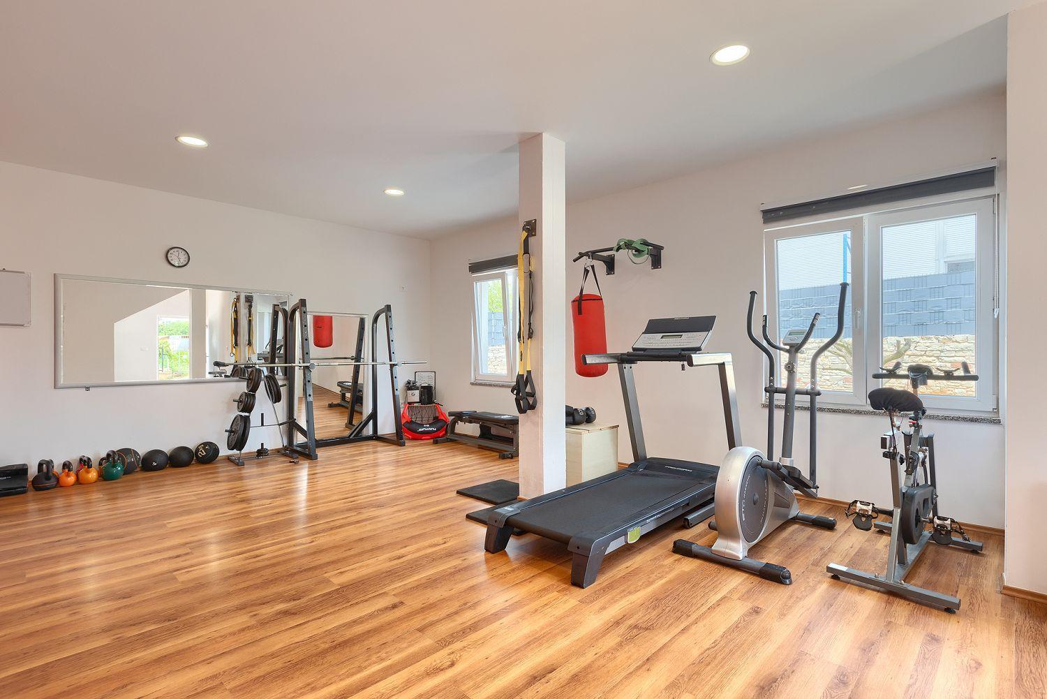 Mit Gym, Privatpool, Bbq