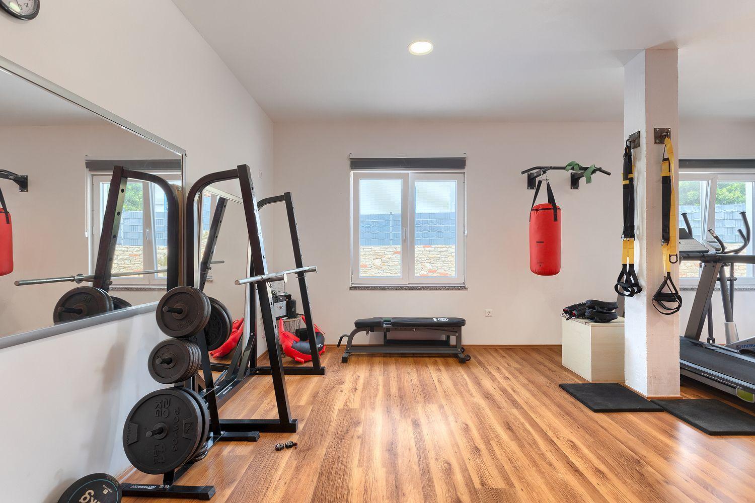 Mit Gym, Privatpool, Bbq