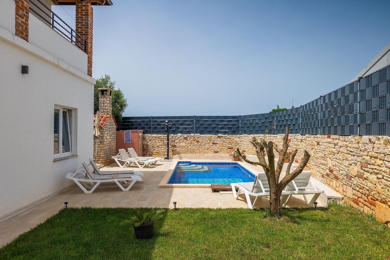 Mit Gym, Privatpool, Bbq * Pula